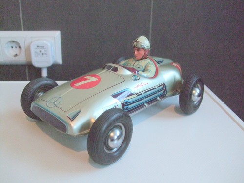 Huki grande auto da - huki,, corsa